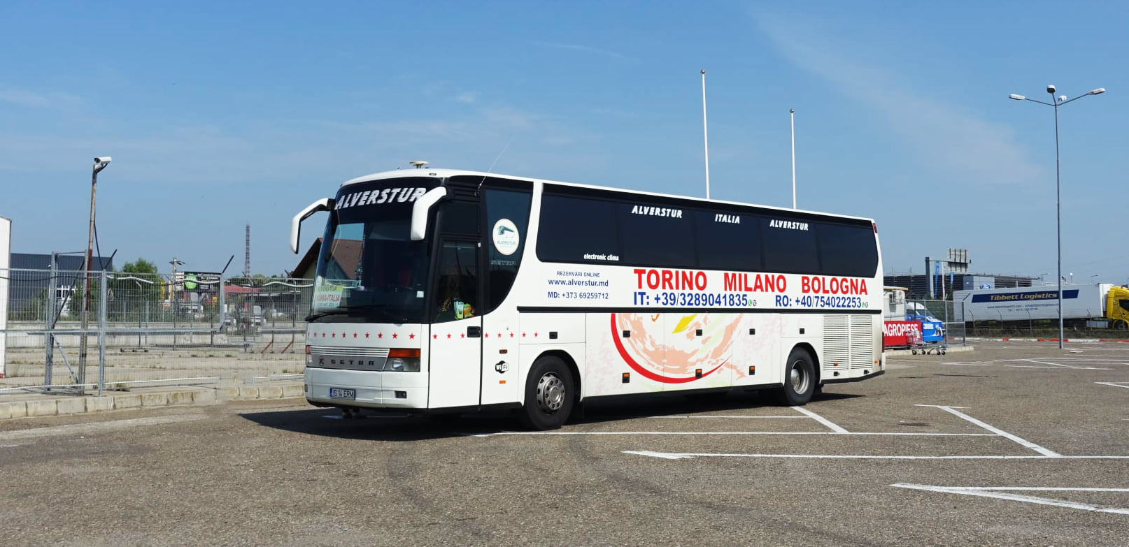 Angajăm conducător auto